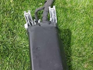 блок предохранителей Chevrolet Equinox 3 поколение [рестайлинг] 2022, 1.5 л., бензин, внедорожник 5 дв., передний привод, 22923945