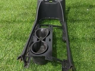 подстаканник Chevrolet Equinox 3 поколение [рестайлинг] 2022, 1.5 л., бензин, внедорожник 5 дв., передний привод, 23365799