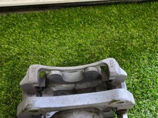 суппорт передний правый Chevrolet Equinox 3 поколение [рестайлинг] 2022, 1.5 л., бензин, внедорожник 5 дв., передний привод, 42789011