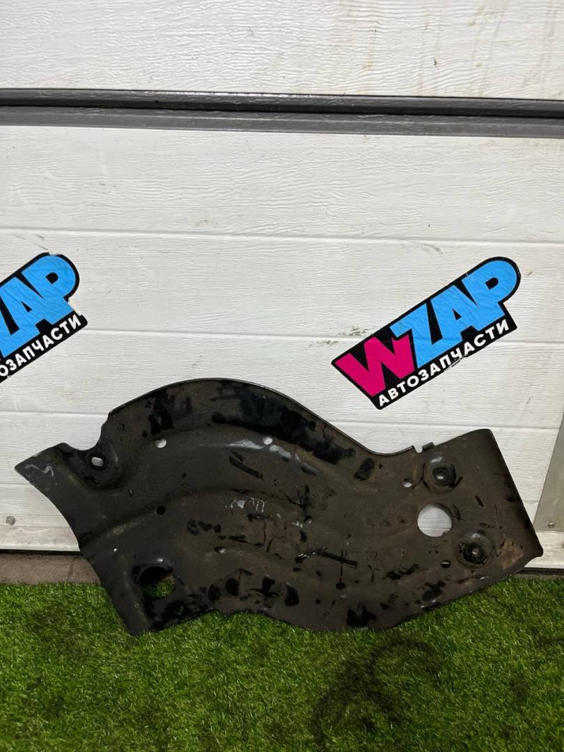 кронштейн (крепление) RAM 1500 5 поколение 2019, 5.7 л., бензин, АКПП, пикап, полный привод, 68266717, 68266717AB - фото №1