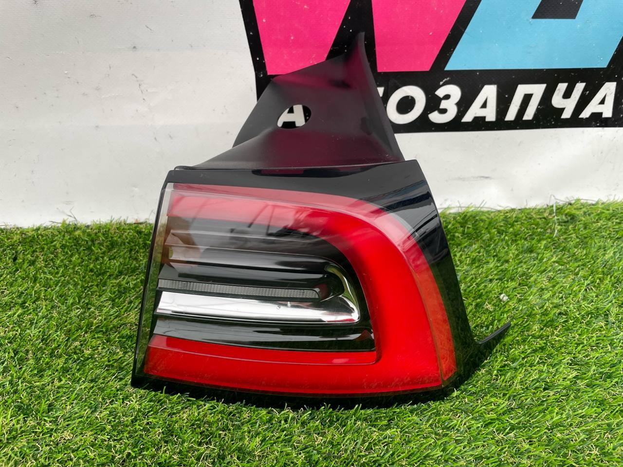 фонарь задний правый Tesla Model Y 1 поколение 2022, электро, белый - фото №1