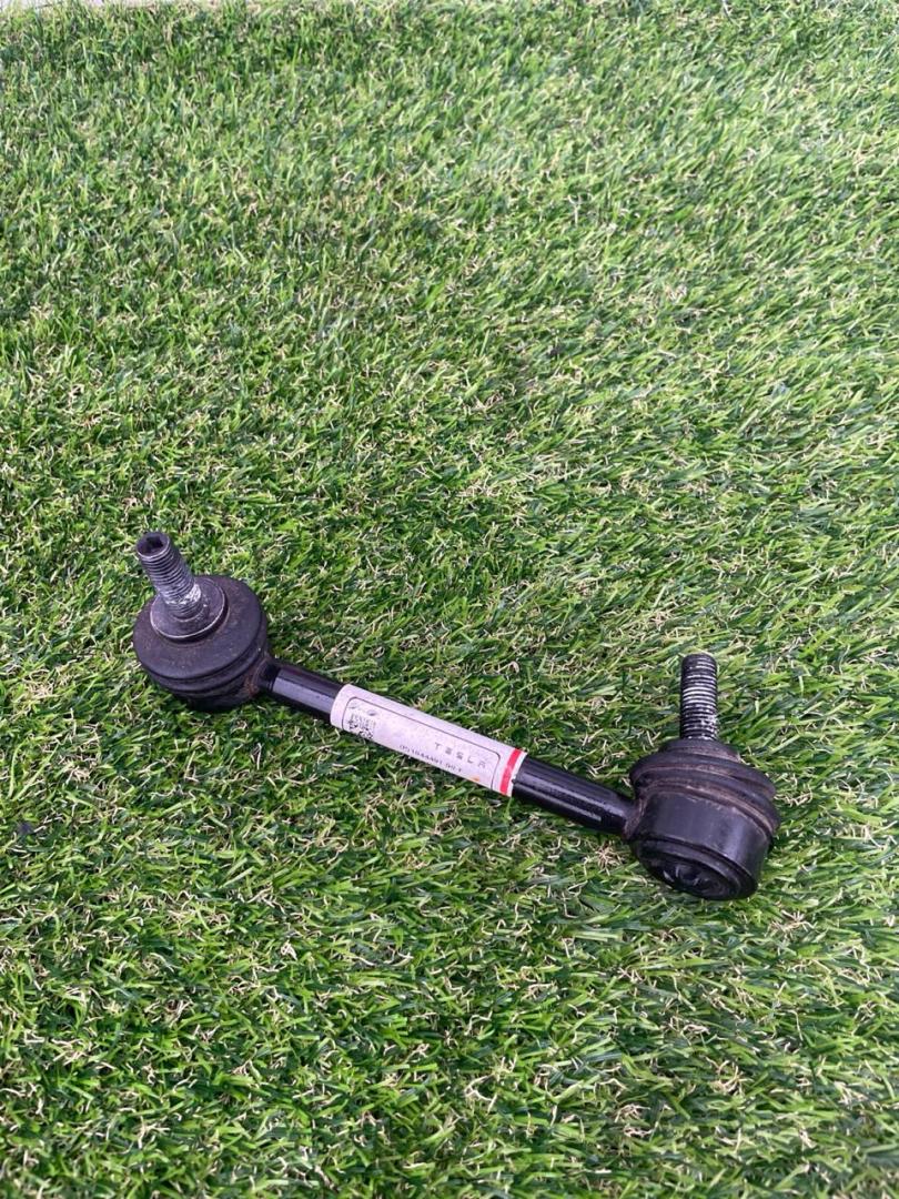 стойка стабилизатора Tesla Model Y 1 поколение 2022, электро, белый, 1044491-00-F - фото №1