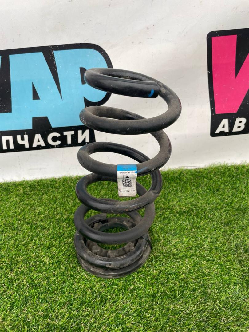 пружина задняя Tesla Model Y 1 поколение 2022, электро, белый, 118847700A - фото №1