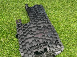 Блок управления BCM (Body Control Module) Tesla Model Y 1 поколение 2022, электро, белый, 149784702D