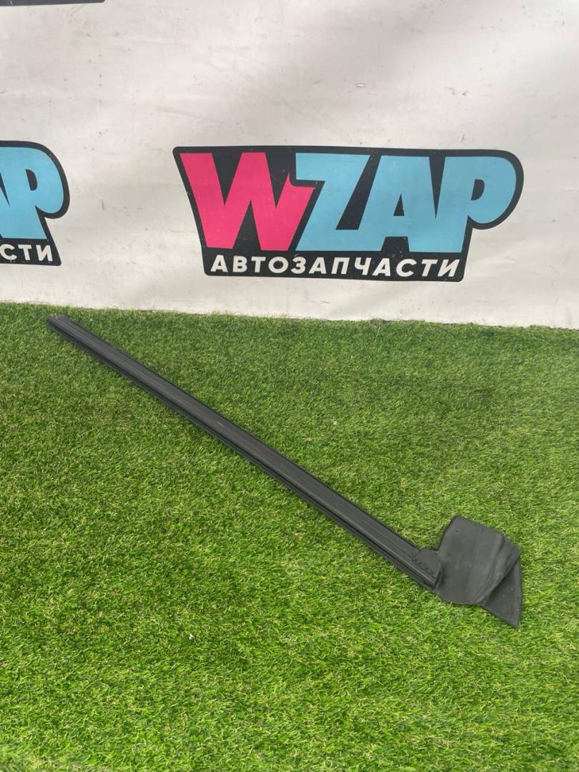 уплотнитель двери Tesla Model Y 1 поколение 2022, электро, белый, 1500062-00-C - фото №1