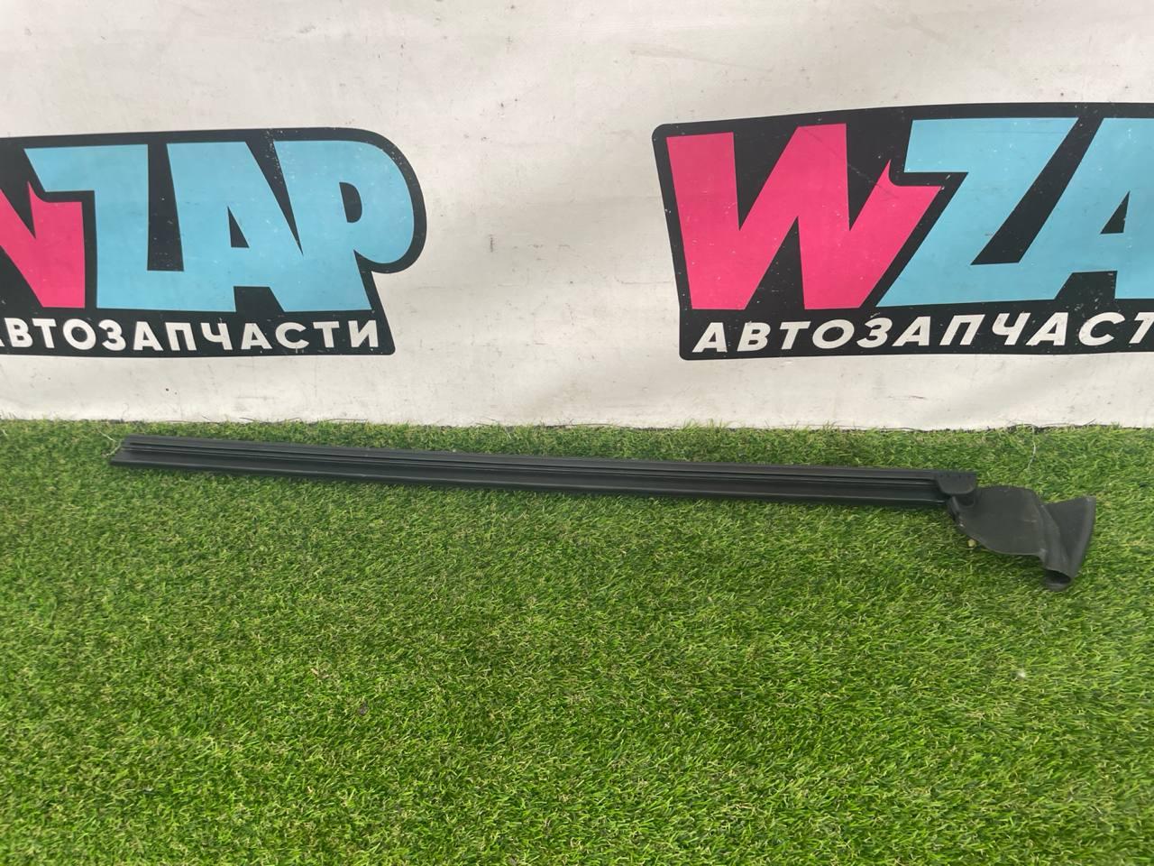 уплотнитель двери Tesla Model Y 1 поколение 2022, электро, белый, 1500063-00-C - фото №1