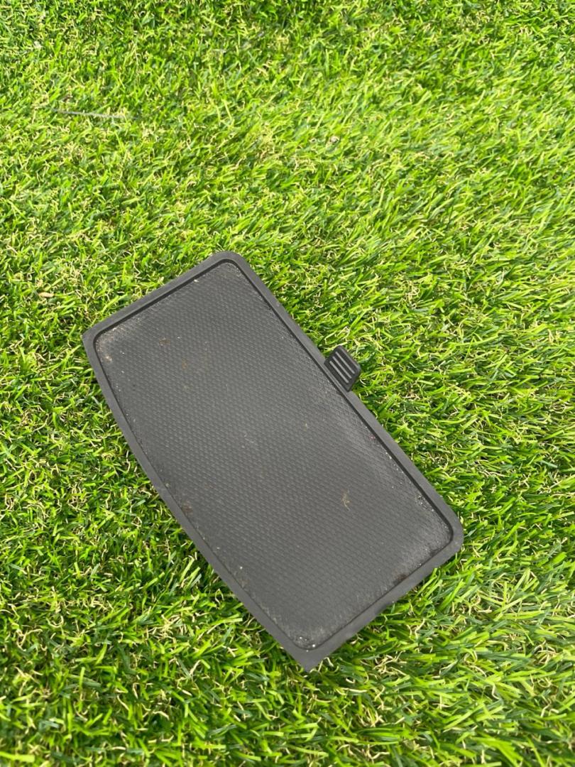 коврик центральной консоли Ford Explorer 6 поколение U625 2020, 2.3 л., бензин, АКПП, внедорожник 5 дв., LB5B-S047A74-F - фото №1