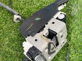 замок двери задней левой RAM 1500 5 поколение 2019, 5.7 л., бензин, АКПП, пикап, полный привод, 04589915AE