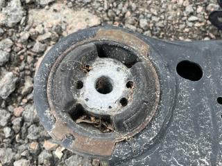 балка подвески задняя Dodge Challenger 3 поколение [2-й рестайлинг] (2015 - 2026)