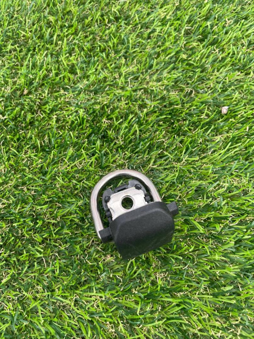 Петля крепления груза Ford Escape 4 поколение CX482 2020, 1.5 л., бензин, АКПП, синий, внедорожник 5 дв., полный привод, LJ6B-S112D08-AD - фото №1