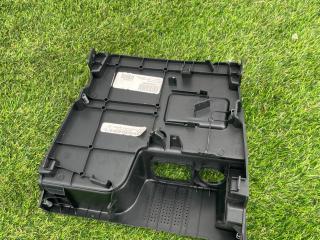 обшивка салона Ford Escape 4 поколение CX482 2020, 1.5 л., бензин, АКПП, синий, внедорожник 5 дв., полный привод, JX7B-A048W42-C