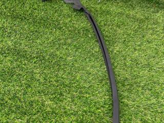 уплотнитель двери Tesla Model S 1 поколение [2-й рестайлинг] 2022, электро, лифтбэк