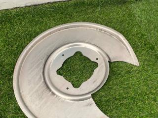 защитный кожух тормозного механизма Tesla Model S 1 поколение [2-й рестайлинг] 2022, электро, лифтбэк, 1420410KNA