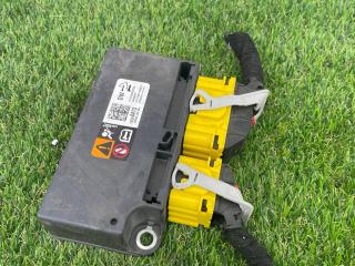 блок AirBag Chevrolet TrailBlazer 3 поколение 2022, 1.3 л., бензин, вариатор, оранжевый, хетчбэк 5 дв., полный привод, 13534413