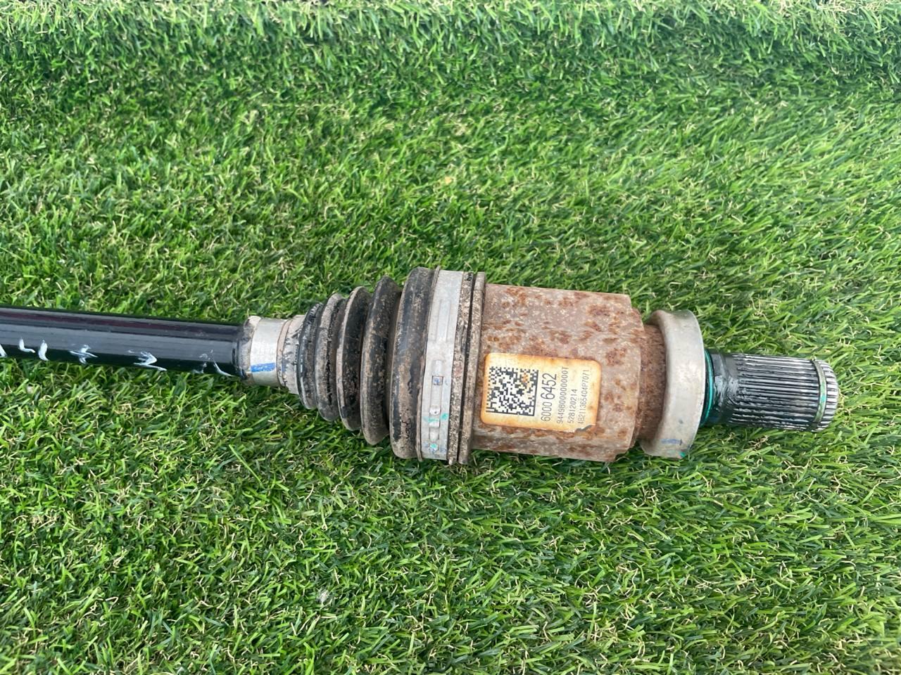 полуось задняя (приводной вал, ШРУС) Chevrolet TrailBlazer 3 поколение 2022, 1.3 л., бензин, вариатор, оранжевый, хетчбэк 5 дв., полный привод, 60006452 - фото №1