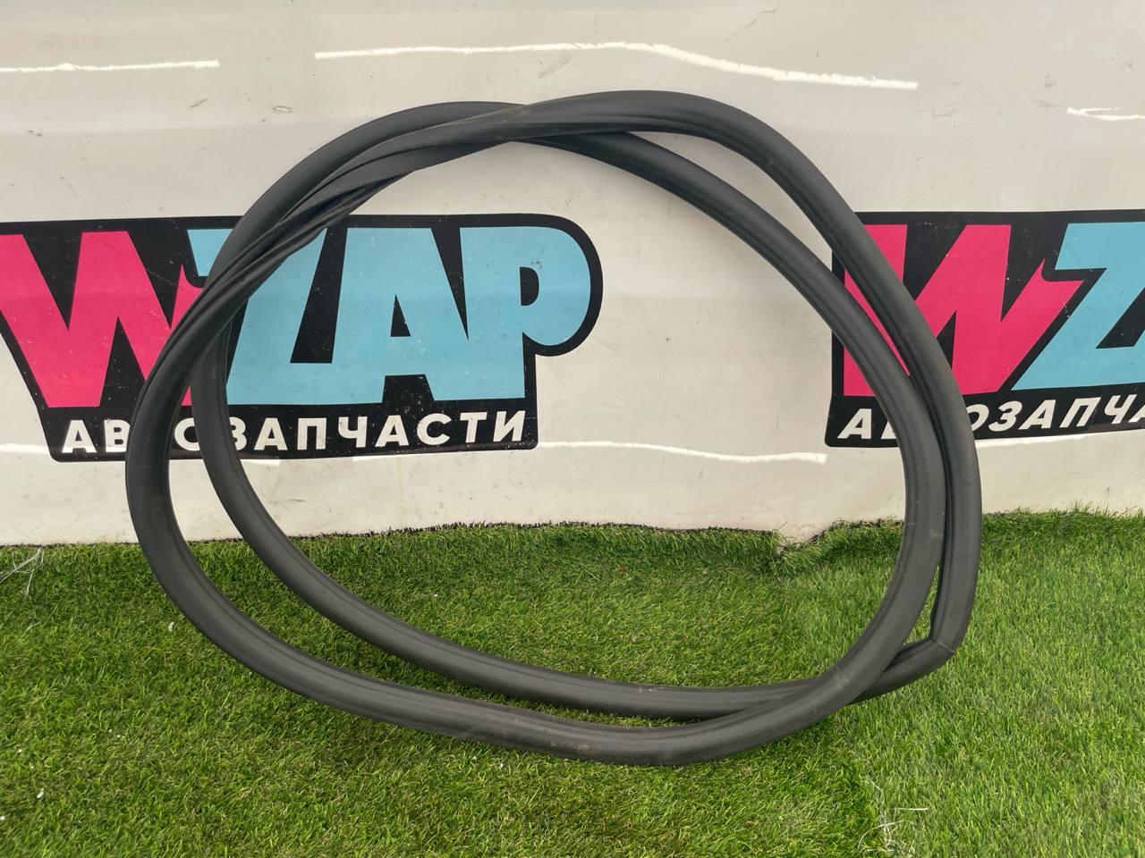 уплотнитель двери Chevrolet TrailBlazer 3 поколение 2022, 1.3 л., бензин, вариатор, оранжевый, хетчбэк 5 дв., полный привод, 42518887 - фото №1