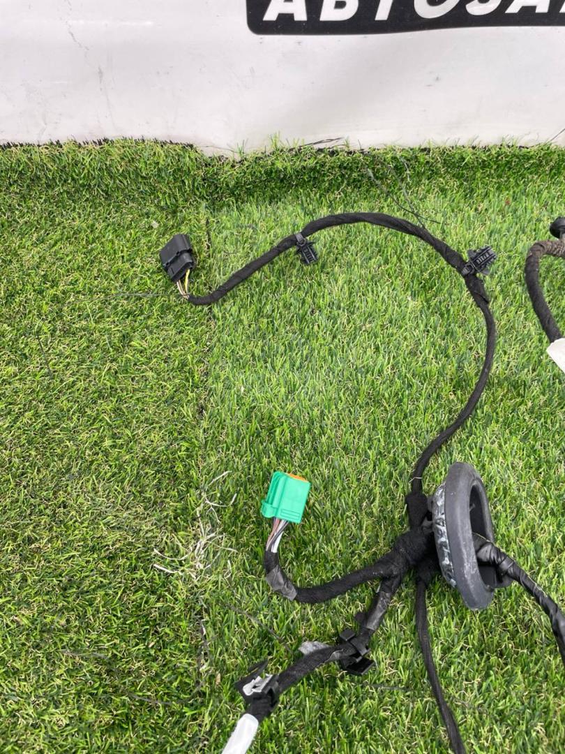 дверная проводка Ford Escape 4 поколение CX482 2020, 1.5 л., бензин, АКПП, синий, внедорожник 5 дв., полный привод, LX6T-14632 - фото №1