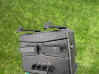 блок управления центральным замком Chevrolet TrailBlazer 3 поколение 2022, 1.3 л., бензин, вариатор, оранжевый, хетчбэк 5 дв., полный привод, 13523281