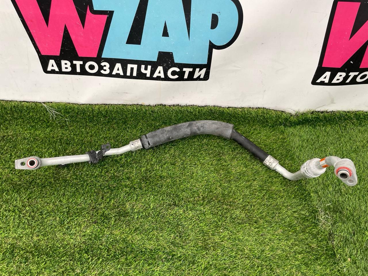 трубка кондиционера Ford Escape 4 поколение CX482 2020, 1.5 л., бензин, АКПП, синий, внедорожник 5 дв., полный привод, LX6H-19N602-NE - фото №1