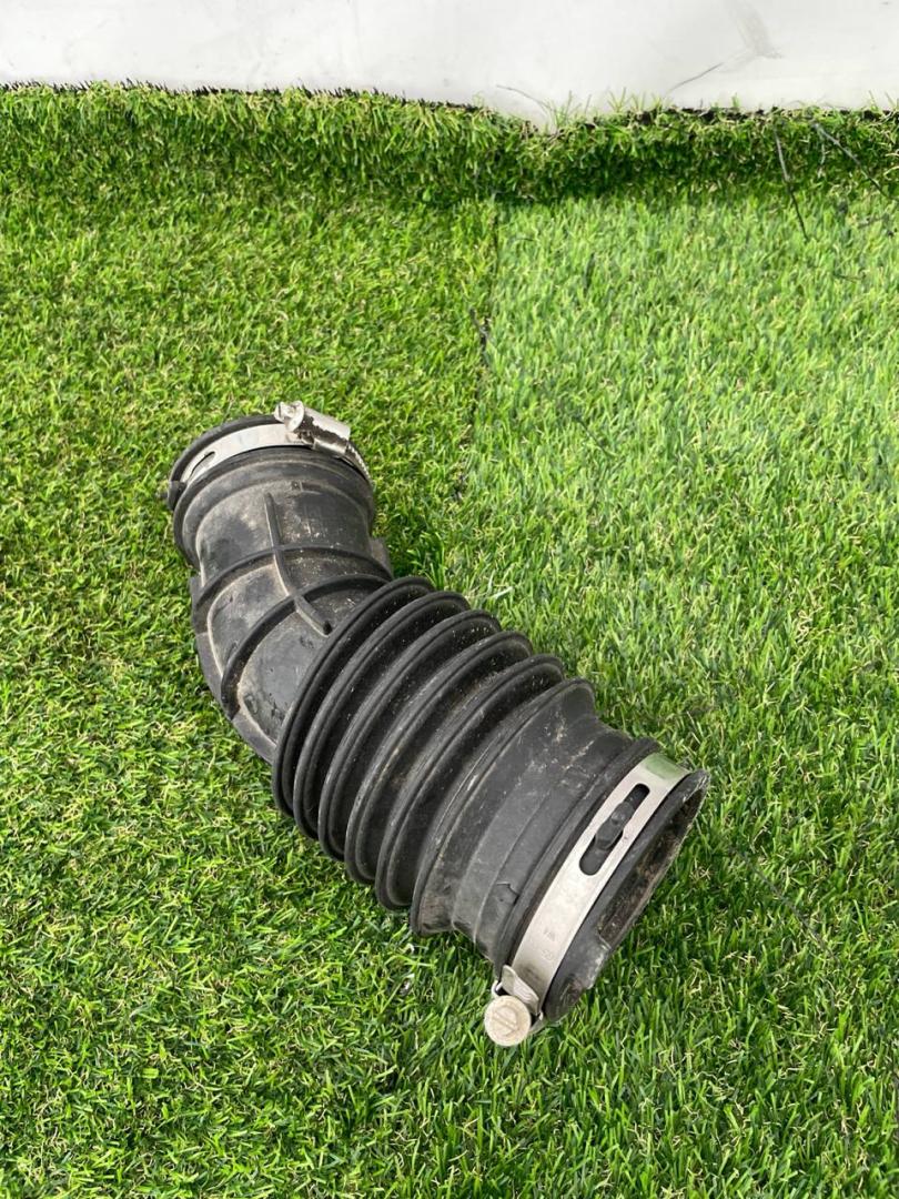 патрубок воздушного фильтра Ford Escape 4 поколение CX482 2020, 1.5 л., бензин, АКПП, синий, внедорожник 5 дв., полный привод, JX619R504CA - фото №1