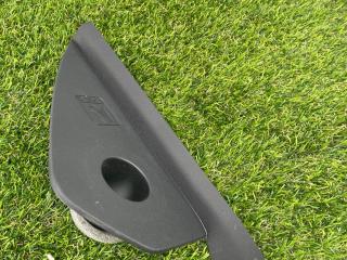 накладка на торпедо (консоль) Ford Mustang 7 поколение S650 2024, 2.3 л., бензин, АКПП, черный, купе, задний привод, PR3B-C04481-AE319W