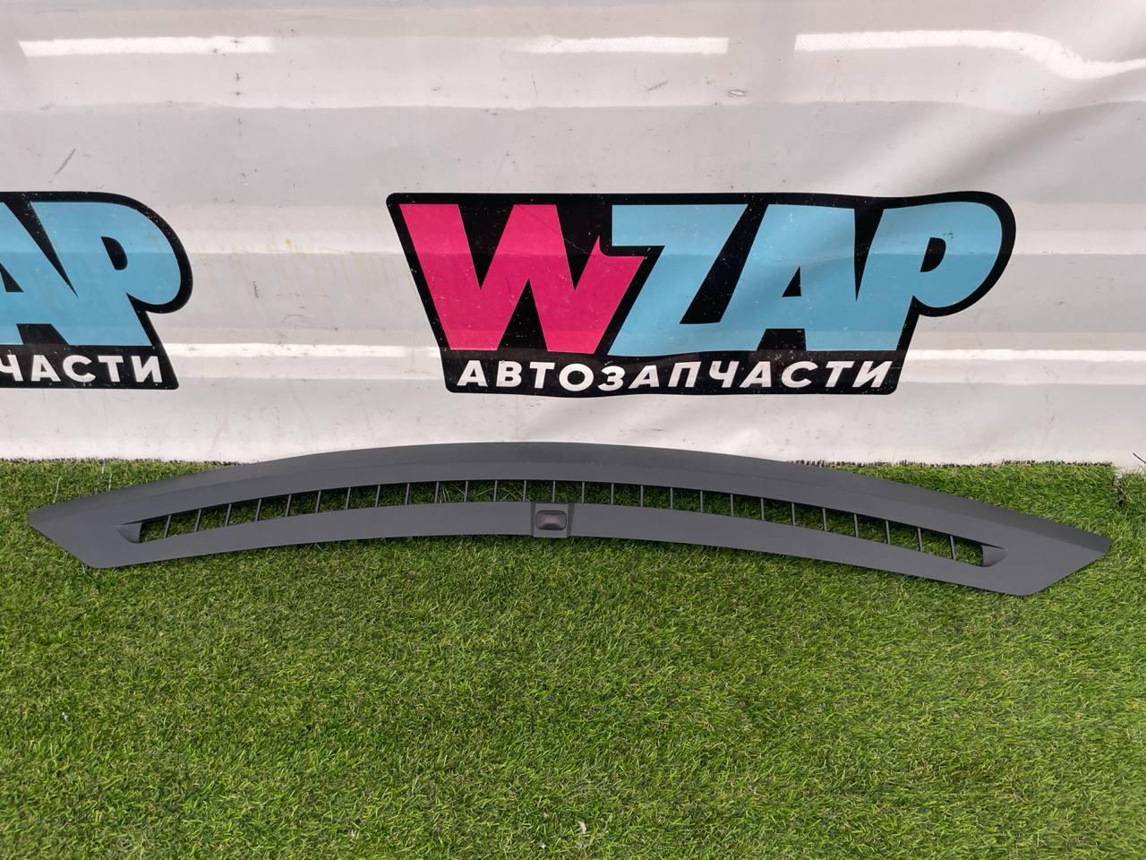 накладка на торпедо (консоль) Ford Mustang 7 поколение S650 2024, 2.3 л., бензин, АКПП, черный, купе, задний привод, PR3B-C04B62-AB319W - фото №1