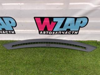 накладка на торпедо (консоль) Ford Mustang 7 поколение S650 2024, 2.3 л., бензин, АКПП, черный, купе, задний привод, PR3B-C04B62-AB319W