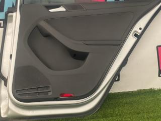 обшивка двери задняя правая Volkswagen Jetta 6 поколение 2014, 1.4 л., бензин, МКПП, седан, передний привод