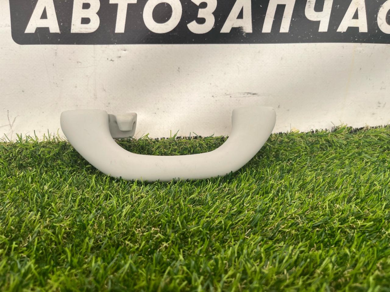 ручка внутренняя потолочная Volkswagen Jetta 6 поколение 2014, 1.4 л., бензин, МКПП, седан, передний привод, 5S6857607 - фото №1