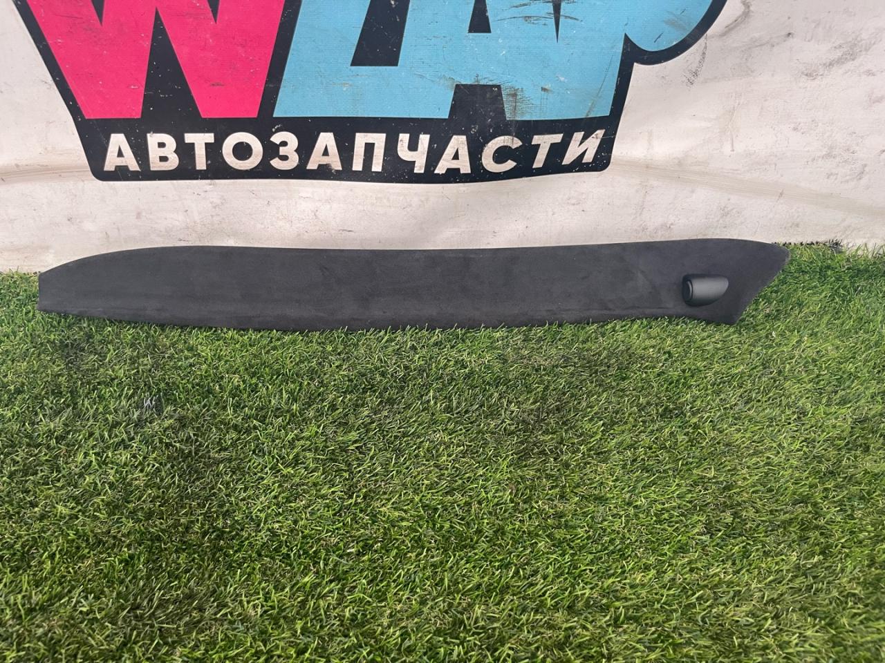 накладка декоративная Tesla Model X 1 поколение 2018, электро, хетчбэк 5 дв., 1050286-06-H - фото №1