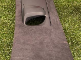 обшивка стойки Tesla Model X 1 поколение 2018, электро, хетчбэк 5 дв., 1050300-00-B