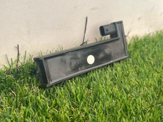 Антенна системы комфортного доступа Tesla Model X 1 поколение 2018, электро, хетчбэк 5 дв., 1043130-00-B