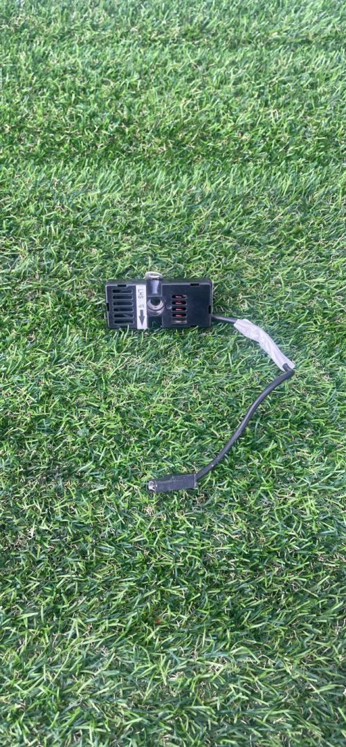 антенна Tesla Model X 1 поколение 2018, электро, хетчбэк 5 дв., 1012002-01-B - фото №1