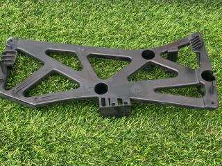 кронштейн (крепление) Tesla Model X 1 поколение 2018, электро, хетчбэк 5 дв., 1077423-00-B