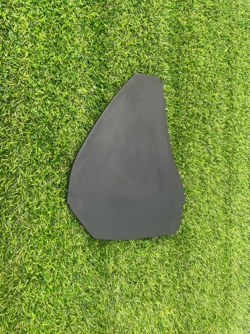 пластик Tesla Model X 1 поколение 2018, электро, хетчбэк 5 дв. - фото №1