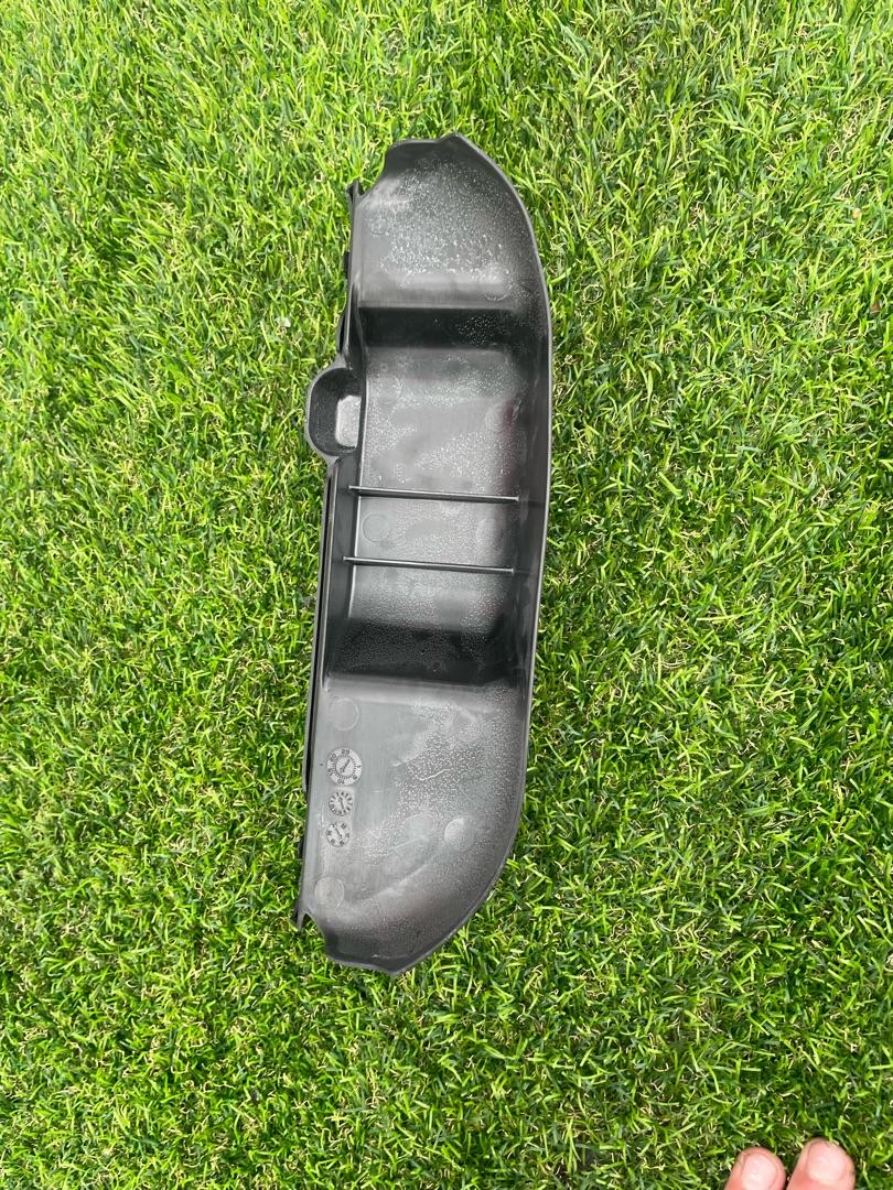 пластик Tesla Model X 1 поколение 2018, электро, хетчбэк 5 дв., 1133293-00-C - фото №1