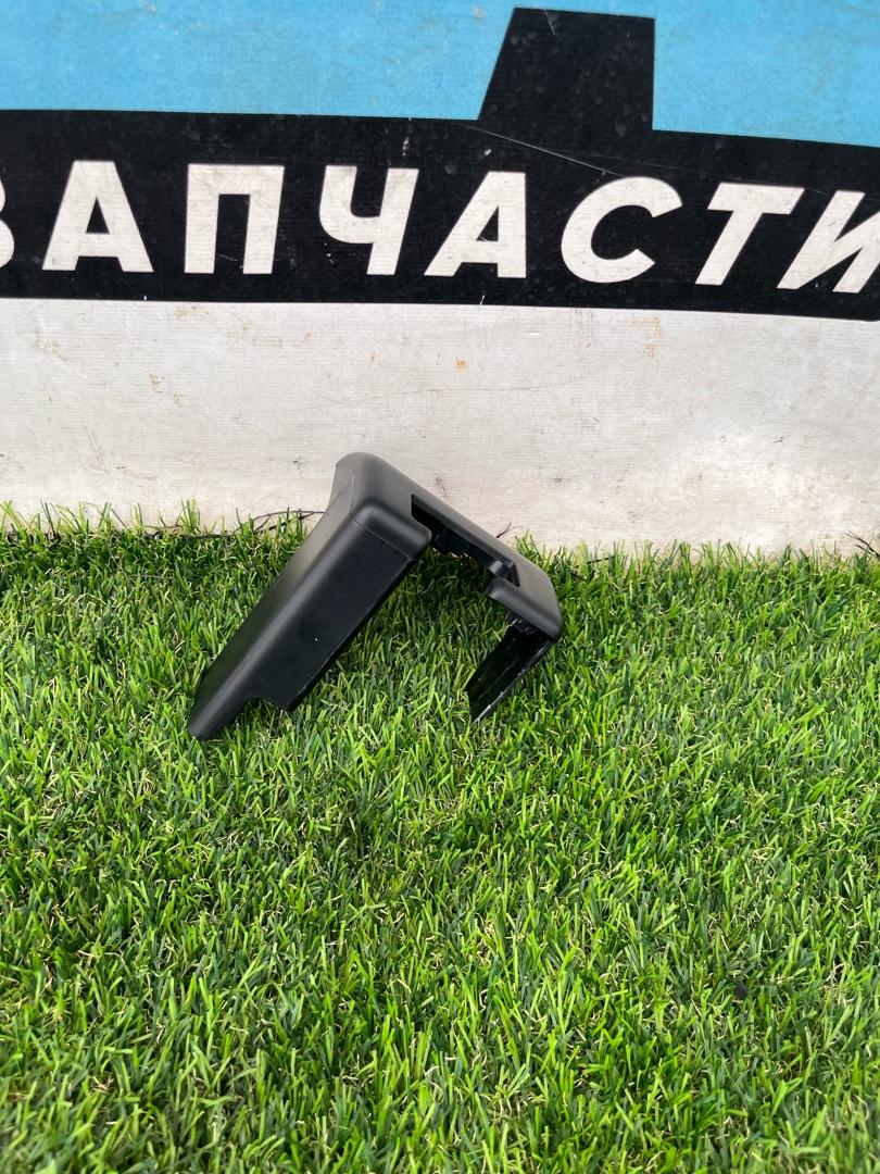 пластик Tesla Model Y 1 поколение 2022, электро, белый, 1592867-LV - фото №1