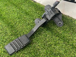 педаль Ford Mustang 6 поколение S550 [рестайлинг] 2017, 2.3 л., бензин, АКПП, купе, задний привод, CR33-9F836-BB