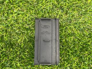 накладка на торпедо (консоль) Ford Mustang 6 поколение S550 [рестайлинг] 2017, 2.3 л., бензин, АКПП, купе, задний привод, FR3B-6304752-A