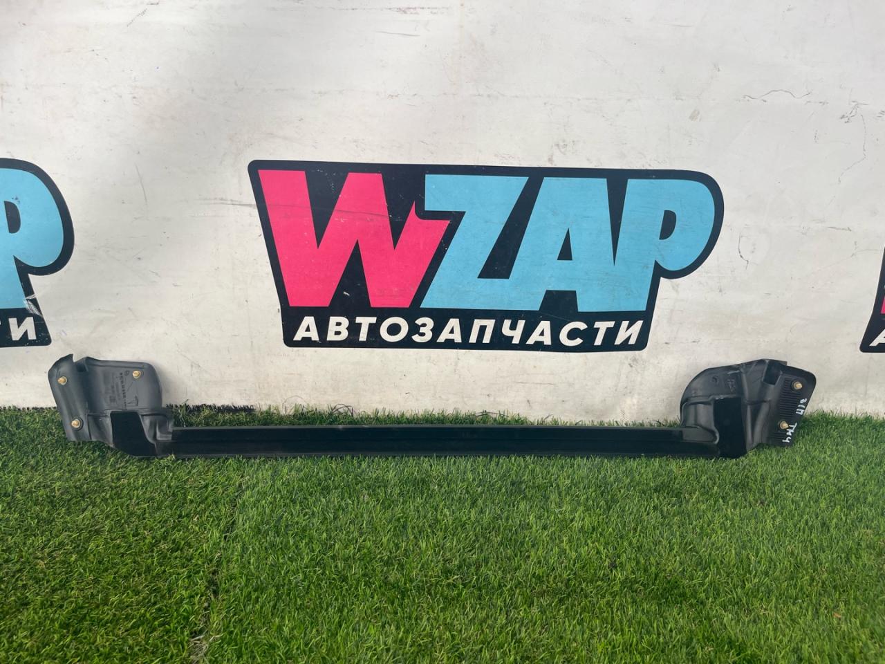 молдинг стекла Tesla Model Y 1 поколение 2022, электро, белый, 1500065-00-C - фото №1