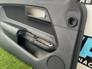 обшивка двери передняя левая Ford Mustang 6 поколение S550 [рестайлинг] 2017, 2.3 л., бензин, АКПП, купе, задний привод, FR3B-6323943-A