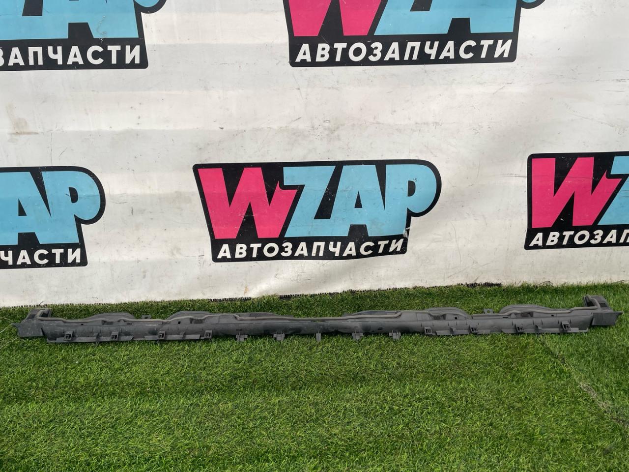 кронштейн (крепление) Tesla Model Y 1 поколение 2022, электро, белый, 1624716-00-A - фото №1