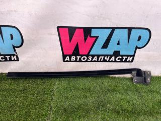 Уплотнитель стекла Tesla Model Y 1 поколение 2022, электро, белый, 1500062-00-C