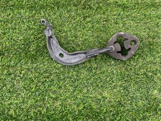 кронштейн глушителя Ford Mustang 6 поколение S550 [рестайлинг] 2020, 2.3 л., бензин, АКПП, купе, задний привод, FR33-5A242-BB