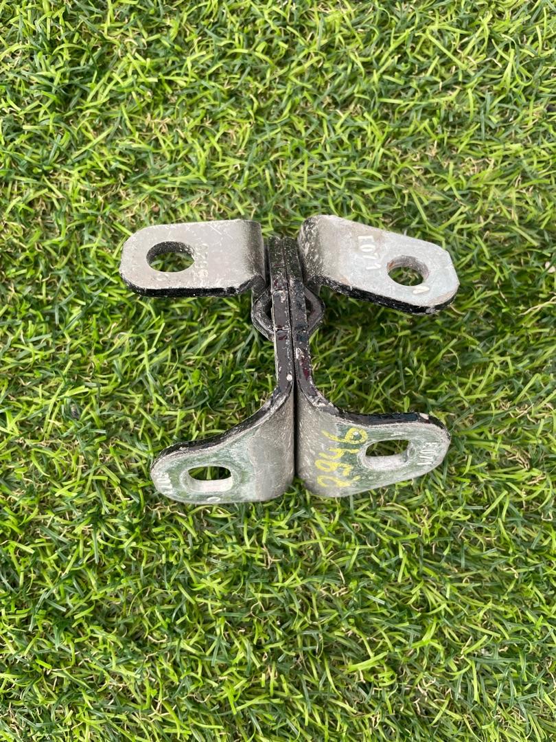 петля двери Buick Encore GX 1 поколение 2023, 1.2 л., вариатор, внедорожник 5 дв., передний привод - фото №1