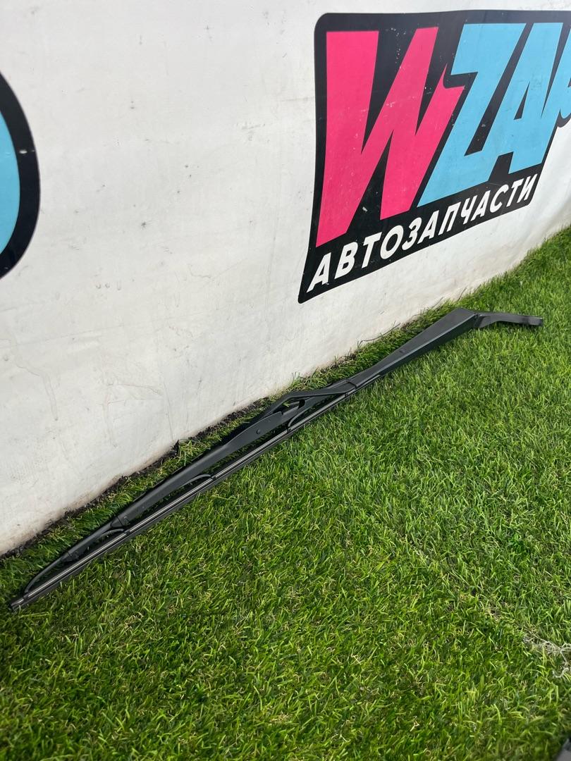 щеткодержатель (поводок стеклоочистителя, дворник) Mini Cooper S 3 поколение 2018, 2.0 л., бензин, 6МКПП, хетчбэк 3 дв., 7335477 - фото №1