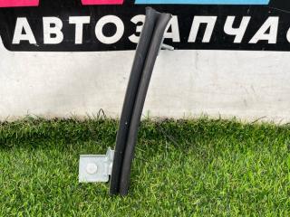 направляющая стекла Ford Mustang 6 поколение S550 [рестайлинг] 2020, 2.3 л., бензин, АКПП, купе, задний привод, FR3B-63214A32-AB