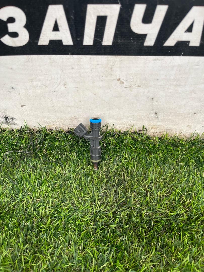 форсунка RAM 1500 5 поколение 2019, 5.7 л., бензин, АКПП, пикап, полный привод, 05281568AA - фото №1