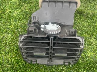 дефлектор обдува салона Ford Escape 4 поколение CX482 2020, 1.5 л., бензин, АКПП, внедорожник 5 дв., передний привод, LJ6B-19C570-AAW