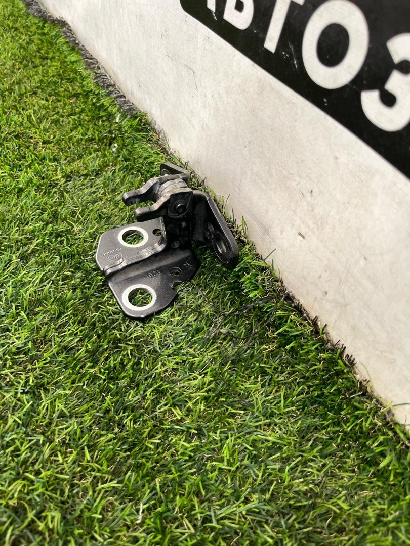 петля двери RAM 1500 5 поколение 2019, 5.7 л., бензин, АКПП, пикап, полный привод - фото №1